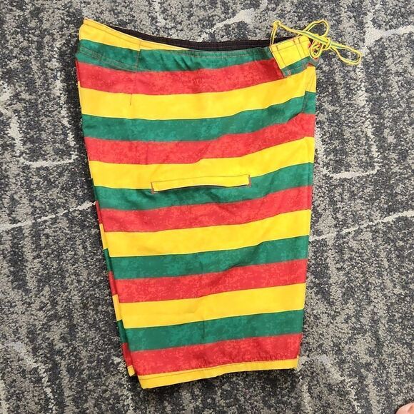 Wailoa Hawaiian Board Shorts 16 - Picture 5 of 7